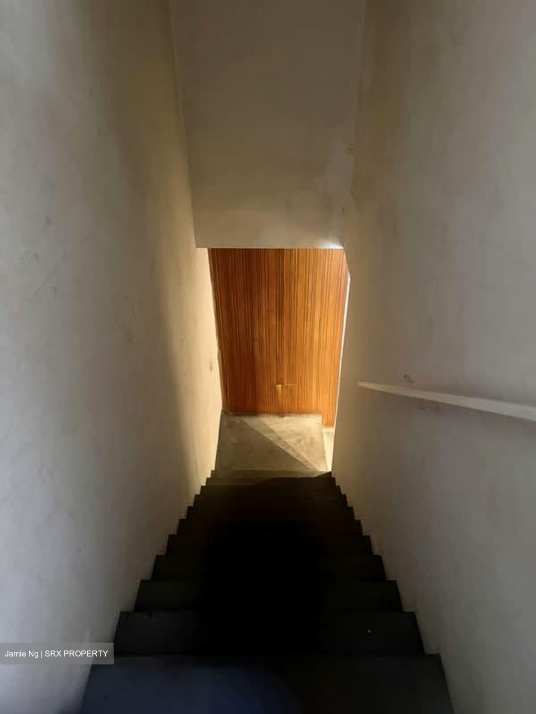 Mohamed Sultan Road (D9), Office #625425841
